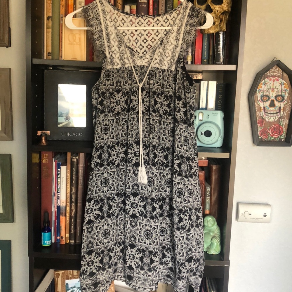 Boho black and white dress